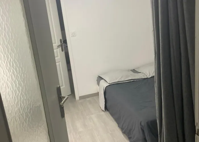 Comme Un Petit Habitación en casa particular Cholet